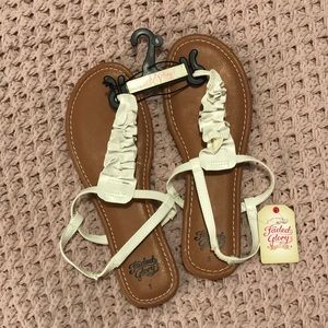 NWT White sandals
